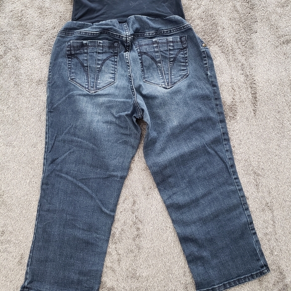 Maternity pants bundle - Picture 6 of 16